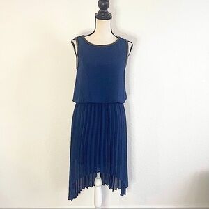 ROMEO AND JULIET COUTURE Sleeveless Navy Blue Sheath Dress size Small Wedding